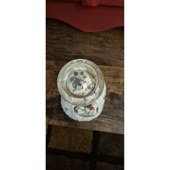 San Francisco Music Box Co Water Globe The Winner Is Polar Bears Let It Snow Box - Picture 7 of 8